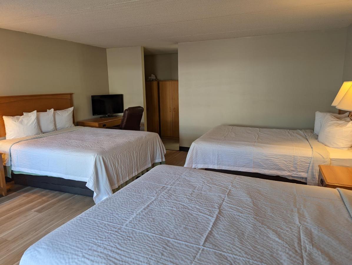 Days Inn By Wyndham Birch Run Kültér fotó