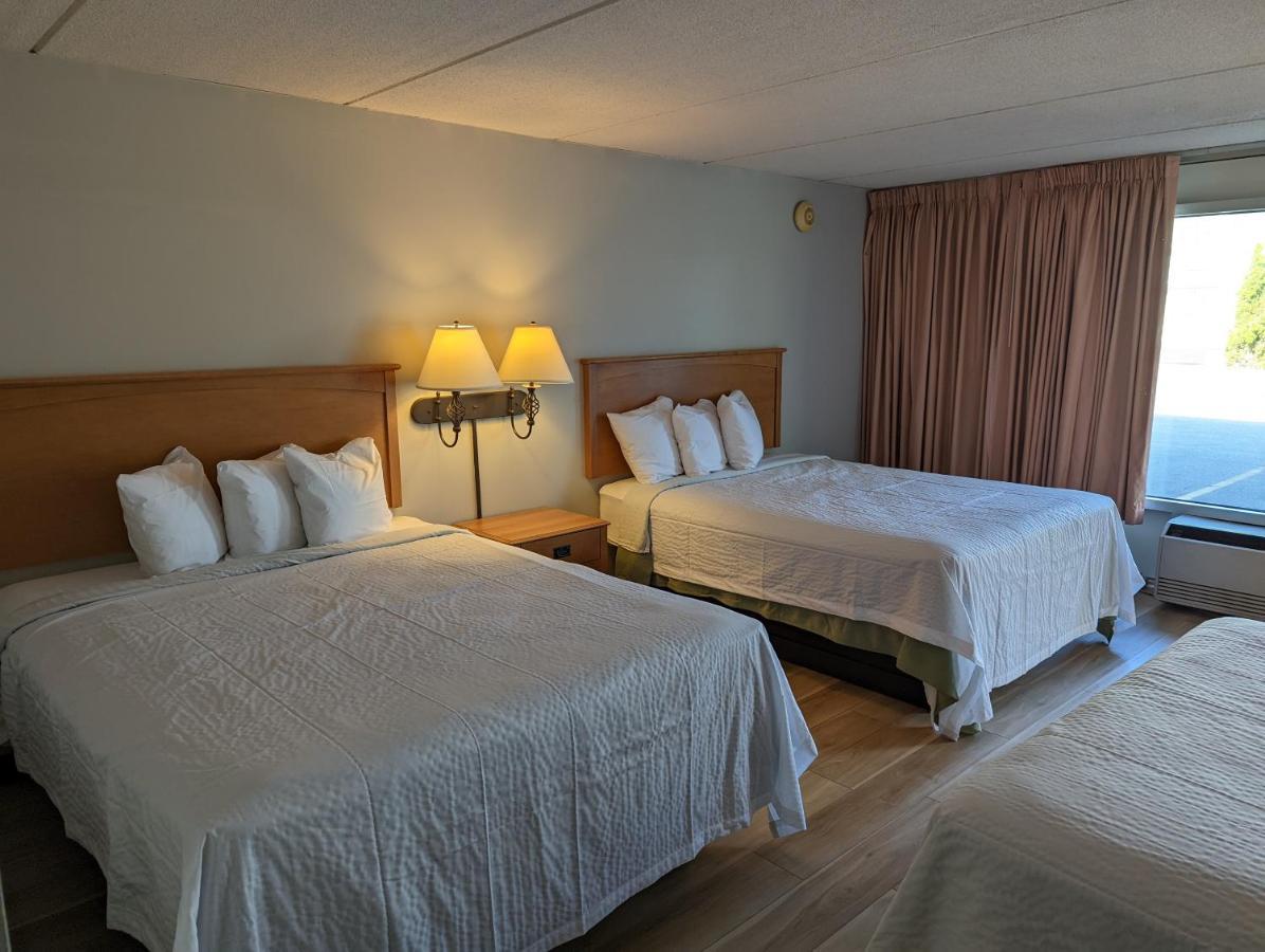 Days Inn By Wyndham Birch Run Kültér fotó
