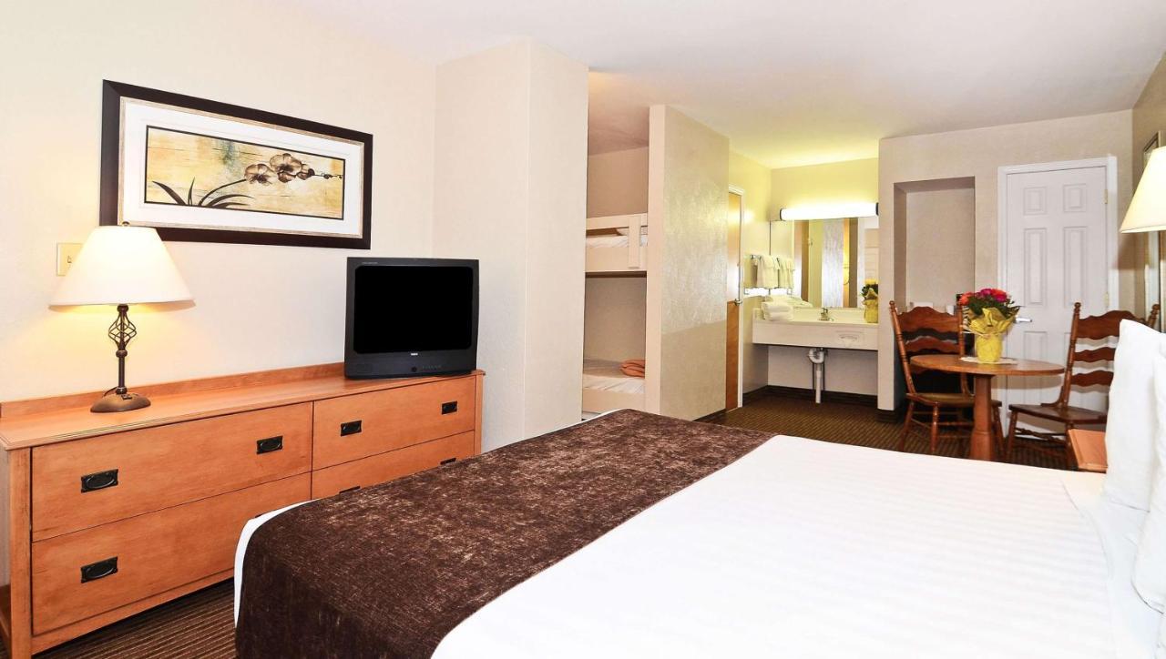 Days Inn By Wyndham Birch Run Kültér fotó