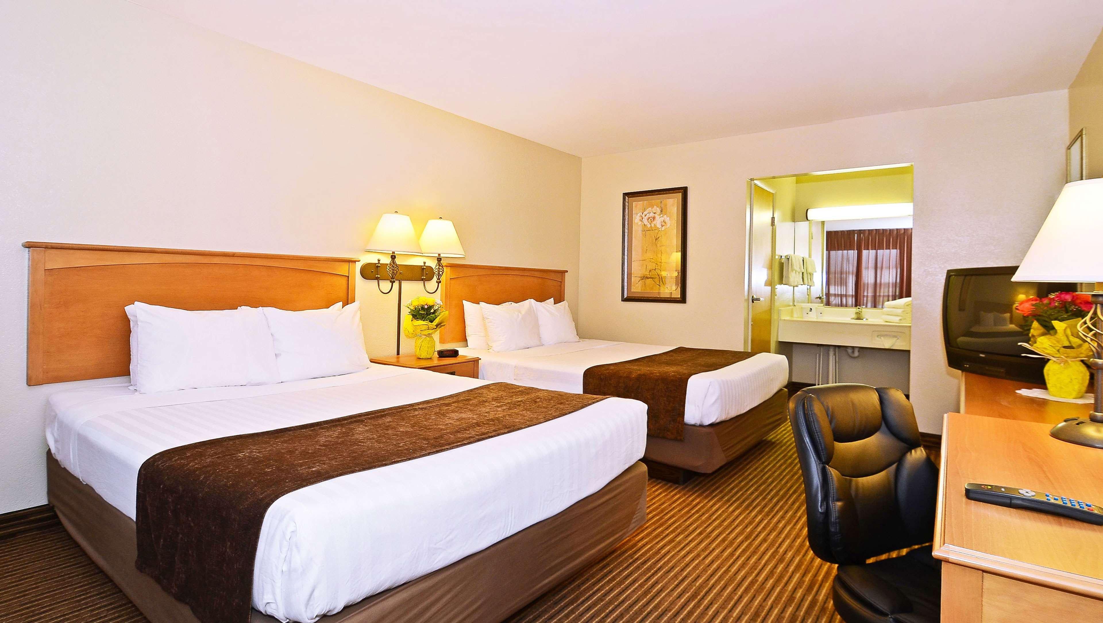 Days Inn By Wyndham Birch Run Kültér fotó