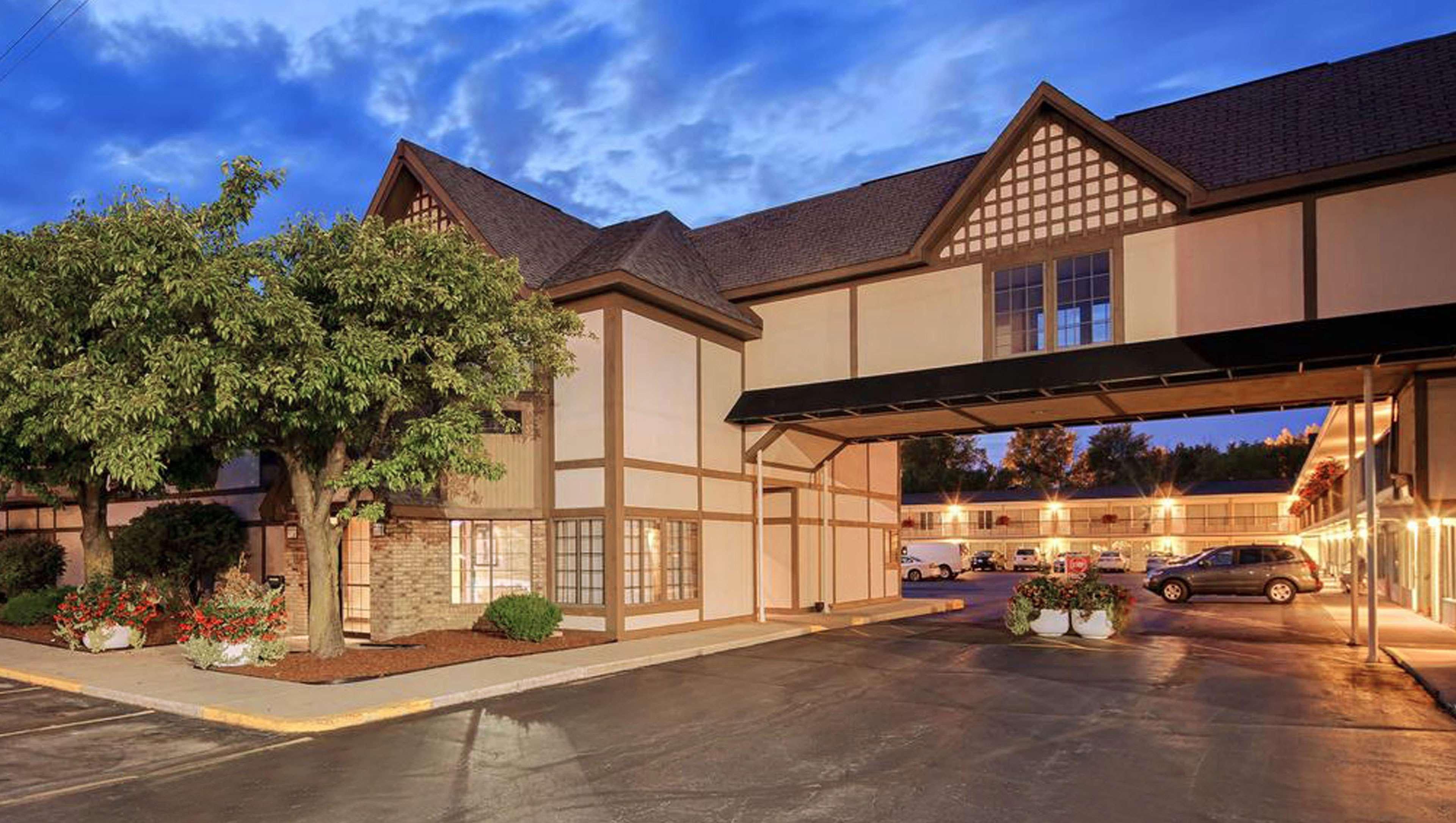 Days Inn By Wyndham Birch Run Kültér fotó