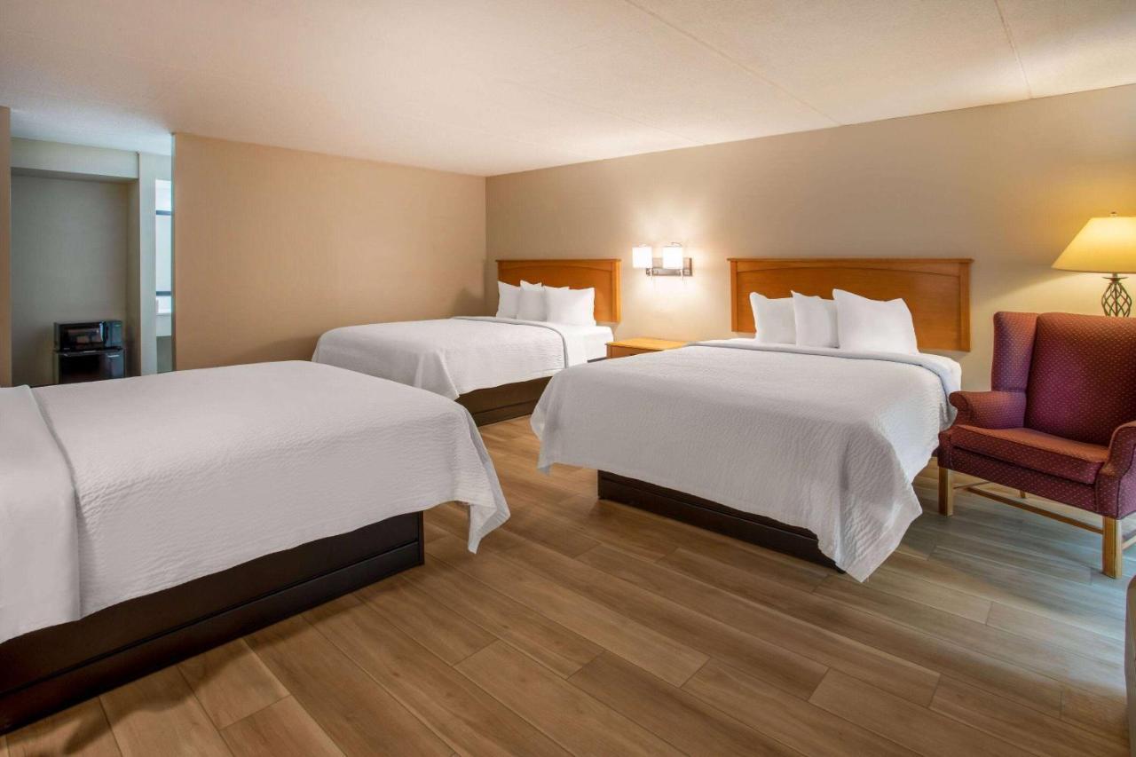 Days Inn By Wyndham Birch Run Kültér fotó