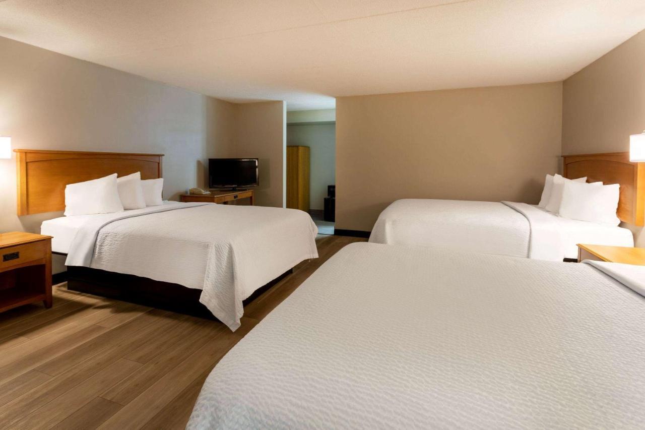 Days Inn By Wyndham Birch Run Kültér fotó